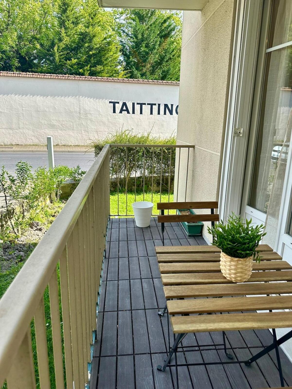 Au Coeur Du Quartier Taittinger Apartment *